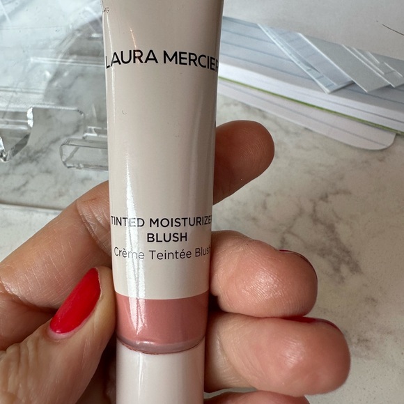 Laura Mercier Tinted Moisturizer Blush- South Bound Peachy Pink - Picture 4 of 4